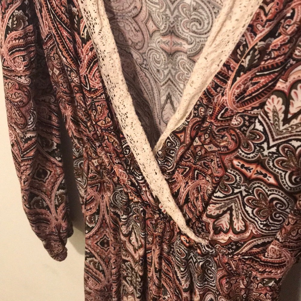 Detailed Romper - Picture 3 of 8